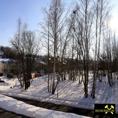 Halde und Fundamentreste im Bereich der Grube Uranus (Schacht 21,21b,21c) Revier Annaberg, Erzgebirge, Sachsen - 8. Februar 2023 (4).JPG